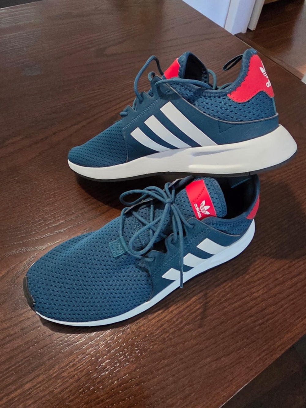 Adidas Navy & White Sneakers with red/pink Heel Tab